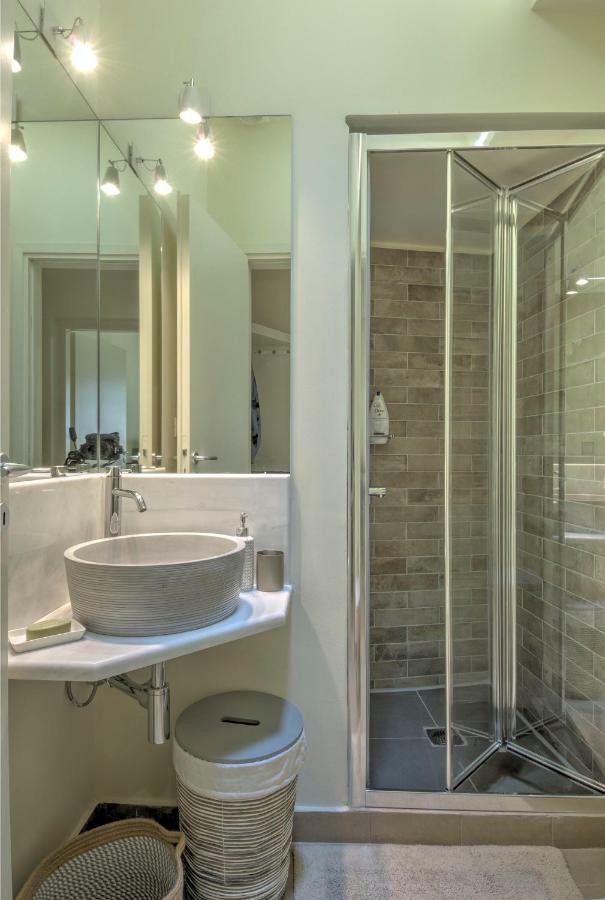 Stylish And Cozy House In Athens, Plakaアパートメント エクステリア 写真