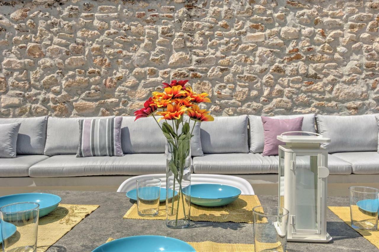 Stylish And Cozy House In Athens, Plakaアパートメント エクステリア 写真